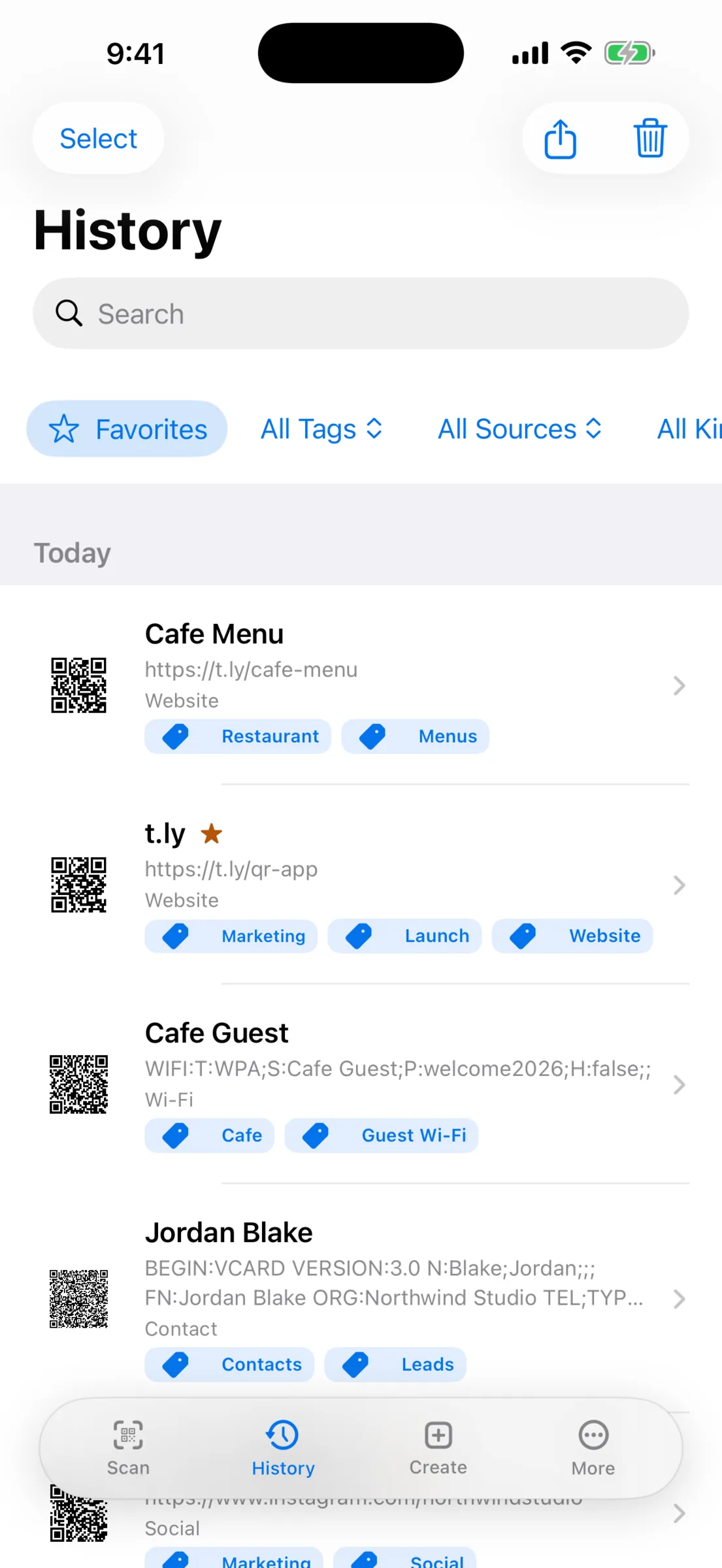 Searchable QR scan history with favorites, folders, and CSV export